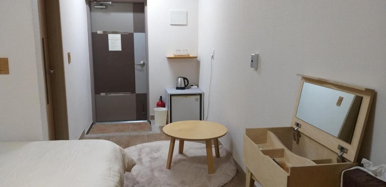 Moon Forest Guesthouse Jeju Esterno foto