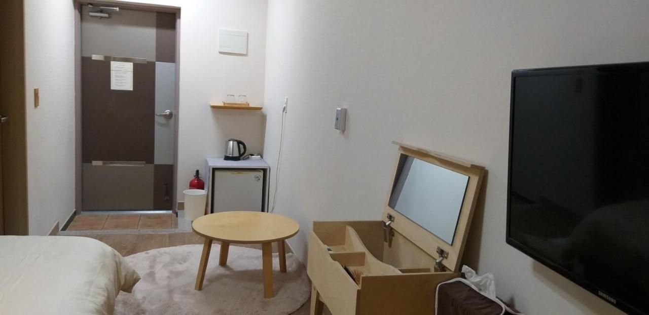Moon Forest Guesthouse Jeju Esterno foto
