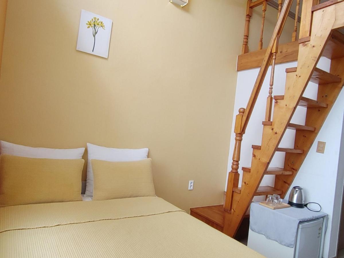 Moon Forest Guesthouse Jeju Esterno foto