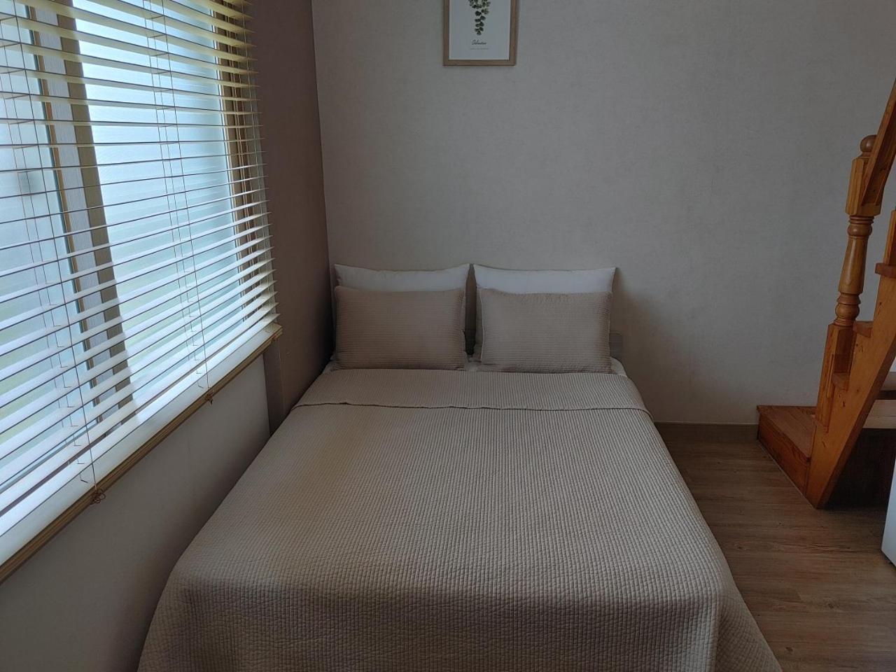 Moon Forest Guesthouse Jeju Esterno foto